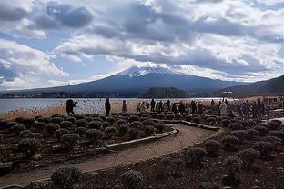 首节后球队防守端出现哪些变化？东契奇：有能量 并且沟通变多了